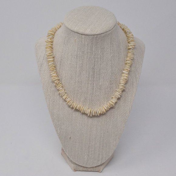 Jewelry - Vintage Puka Shell Necklace 17.75" Choker Beach Casual Island Surf Hippie Boho